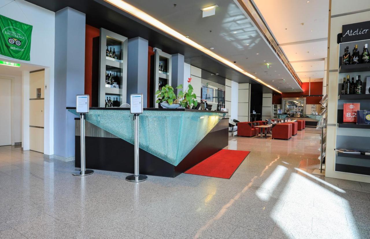 Pannonia Tower Hotel Парндорф Екстериор снимка